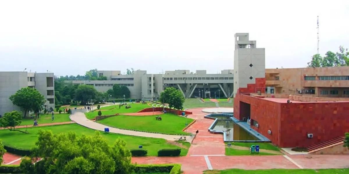 Delhi Technological University notable alumni